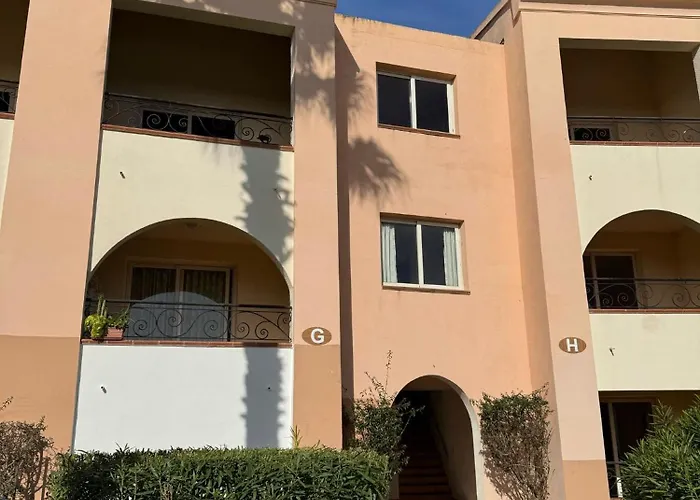 T2 Vue Mer, Piscine Bravone Apartment Linguizzetta