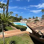 T2 Vue Mer, Piscine Bravone Daire *