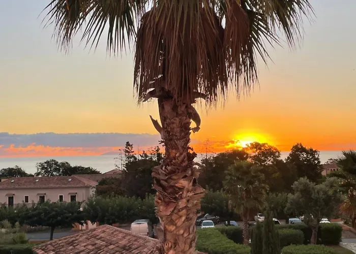 T2 Vue Mer, Piscine Bravone Linguizzetta